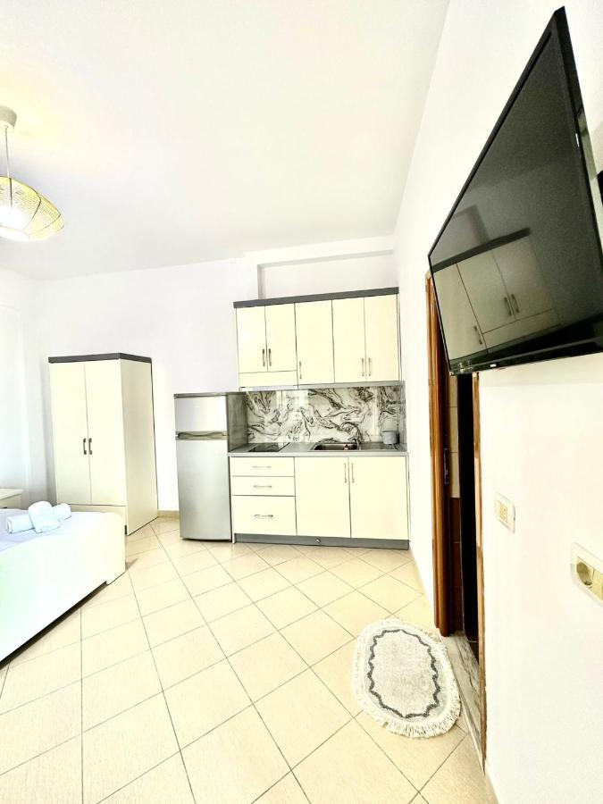 Amar Apartments Sarandë Exterior foto