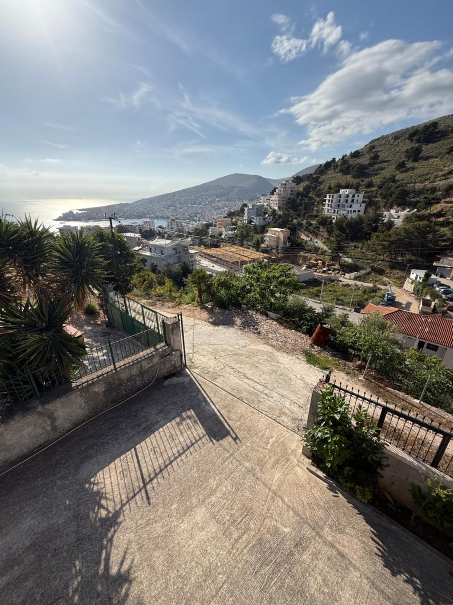 Amar Apartments Sarandë Exterior foto